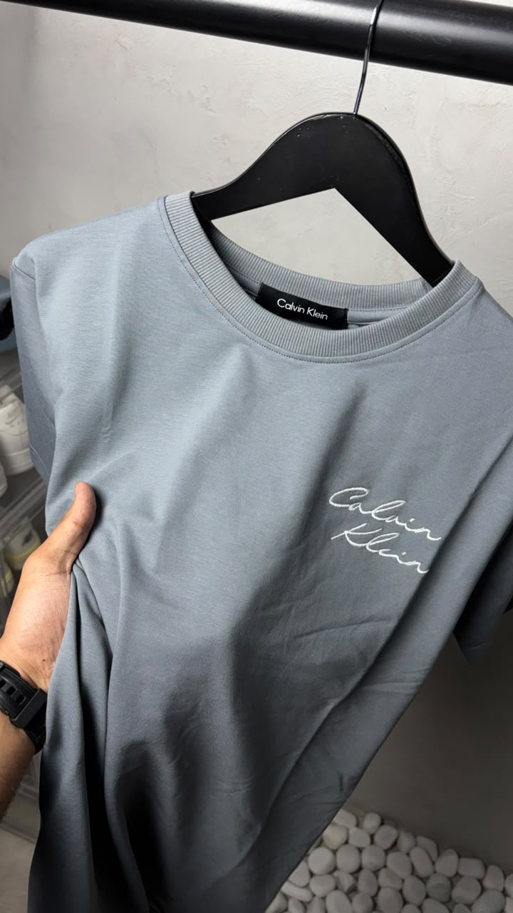 Calvin Klein branded t-shirts - Image 3
