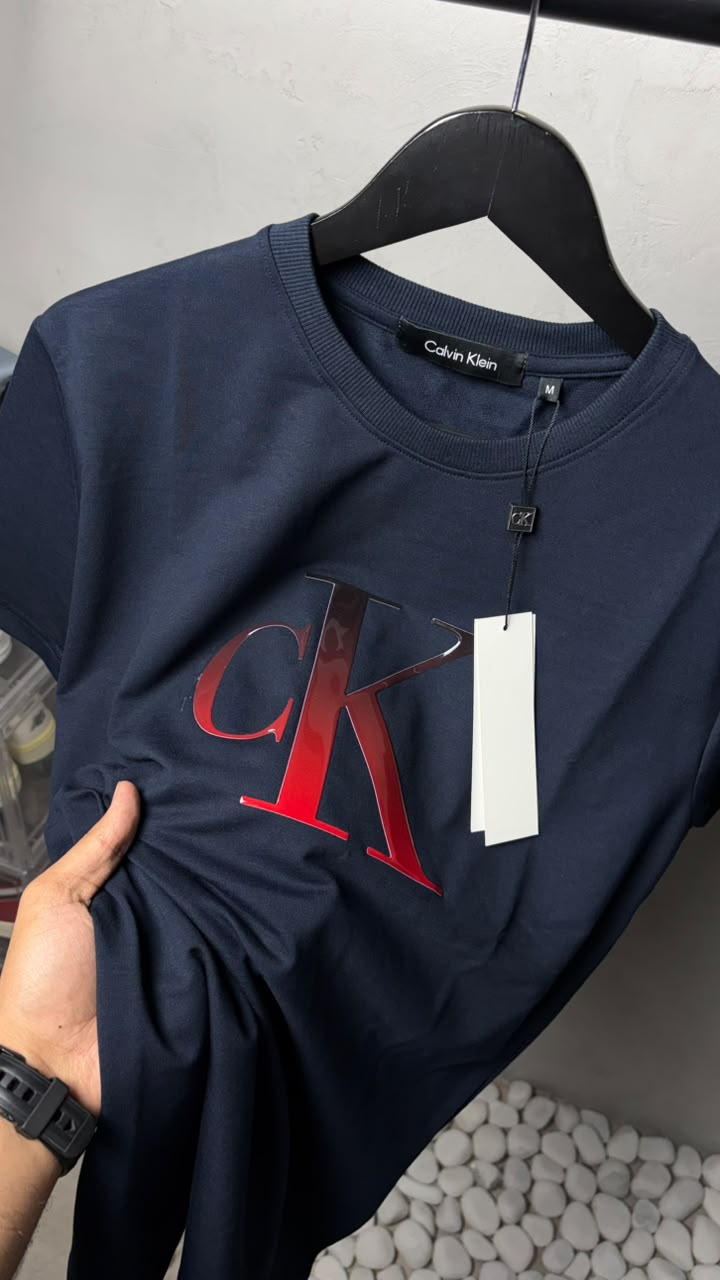 Premium branded Calvin Klein t-shirts - Image 3