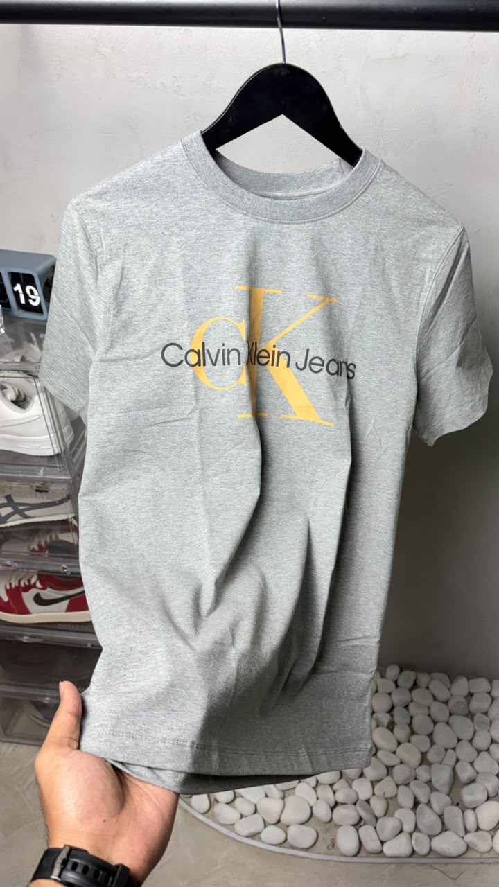 Calvin Klein Premium Round Neck T-Shirt In India - Image 3
